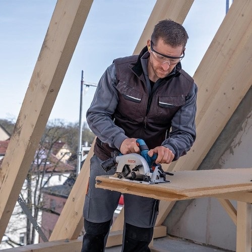 ボッシュ 18Vコードレス丸のこ+バッテリー充電器