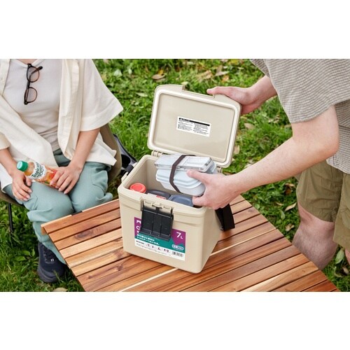 IRIS 202872 クーラーボックス 7L ベ