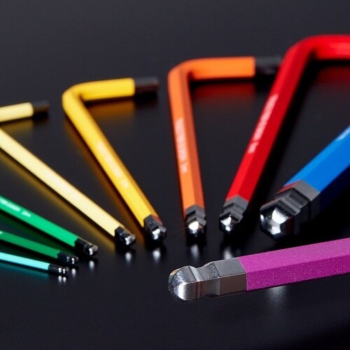 TRUSCO 【売切廃番】マルチカラーボールポイン