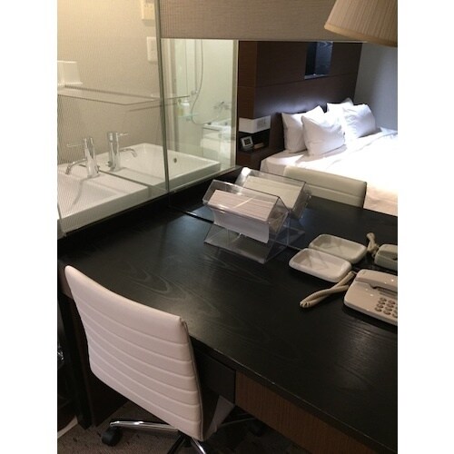 エリエール ペーパータオルディスペンサー 卓上用