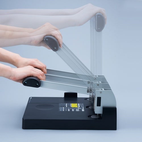 カール 4穴強力パンチ No.124N 穿孔枚数1