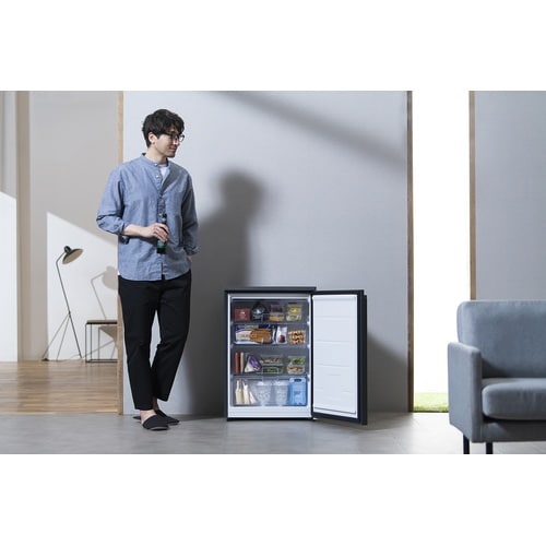 奥行スリム冷凍庫 66L ブラック