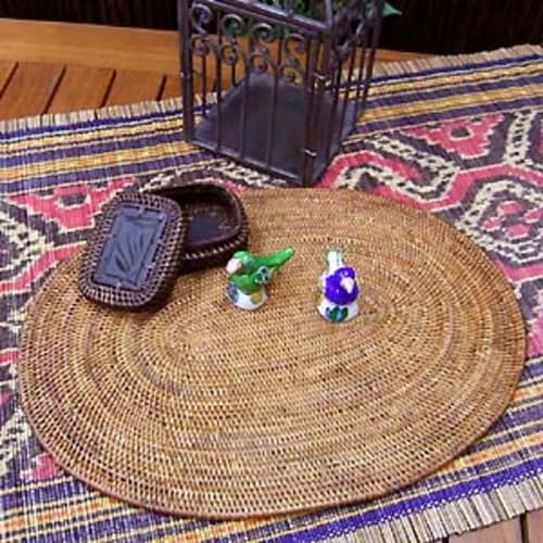 ランチョンマット 30×28cm 丸 編み ケタ