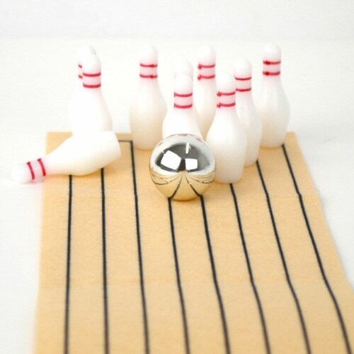 テーブルゲーム ミニゲームティン ボーリング