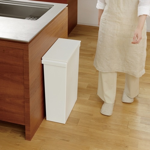 ソロウ フクロラクダクト スリム 40L ホワイト