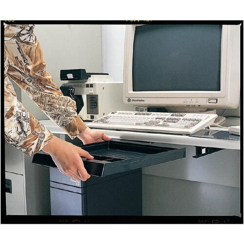 SUGATSUNE (210030171)TU−3