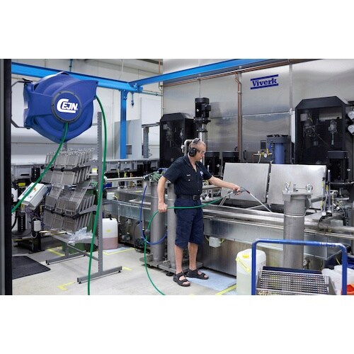 CEJN 水用ホースリール 14m 9.5x13.