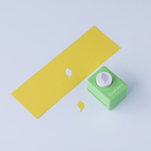 カール クラフトパンチリーフ