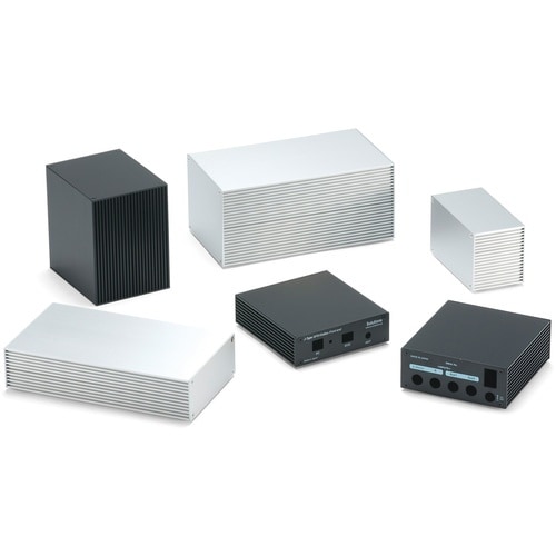 タカチ 放熱ケース ブラック