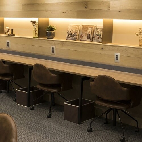 SANWA AC付き埋込USB給電用コンセント