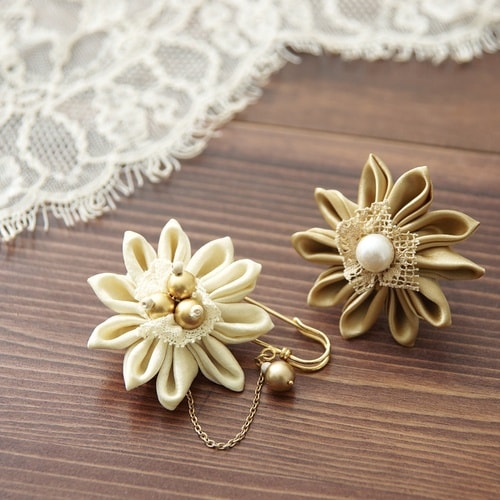 CLOVER つまみ細工プレート剣つまみS