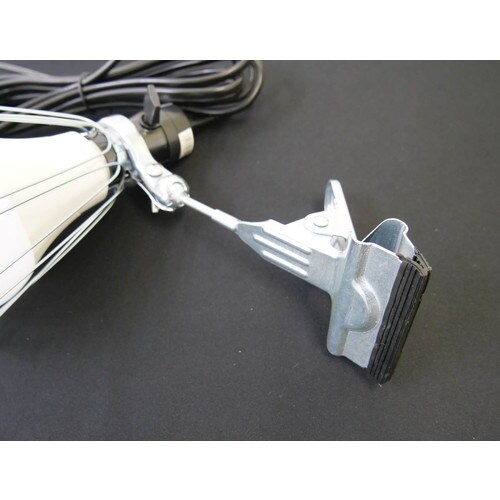 グリーンクロス LED電球付クリップランプ 22W