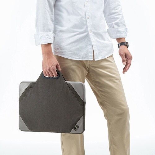 SANWA 衝撃吸収PCケース(15.6型ワイド)