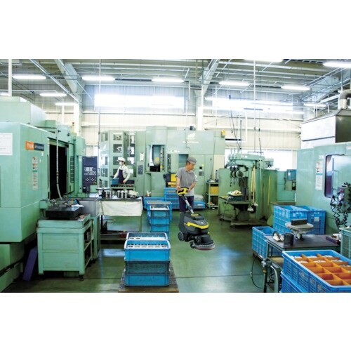 KARCHER 小型床洗浄機 BD 38/12 C