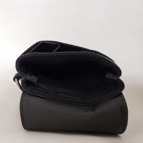 コヅチ クロスレザーケース