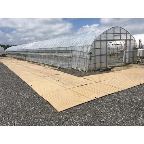 ウッドプラスチック 農業用敷板 Diban 片面凸