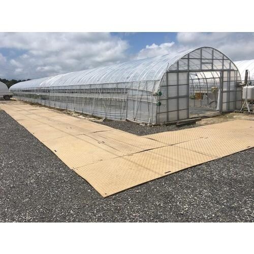 ウッドプラスチック 農業用敷板 Diban 片面凸