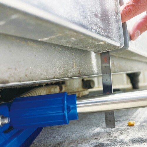 BURRTEC 機械下清掃用ブラシ ソフト 緑1