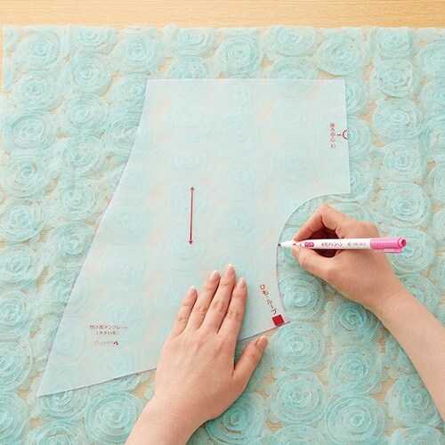 CLOVER 付け襟テンプレート 大きい襟