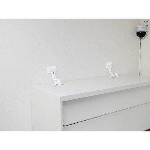 ティーエフサービス 家具・書庫転倒防止粘着金具 テ