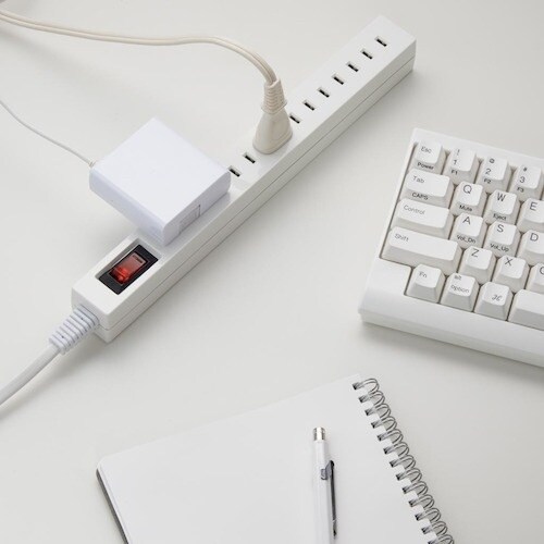 YAZAWA 差し込みフリータップブレーカーSW付