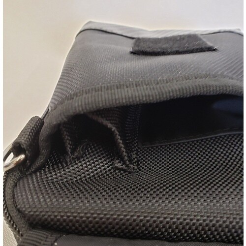 コヅチ 小物ケース フタ式ポケット付