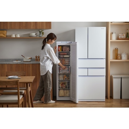 IRIS 103702 スリム冷凍庫 120L ホ