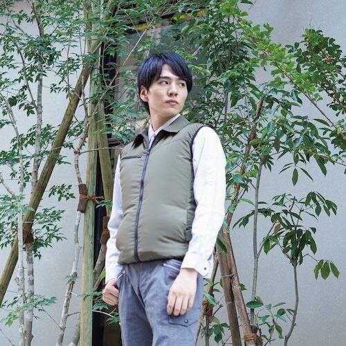 岡潮 冷感保冷剤付き、空調ベスト+モバイルバッテリ