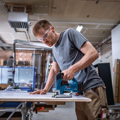 ボッシュ 18Vコードレスジグソー+バッテリー充電