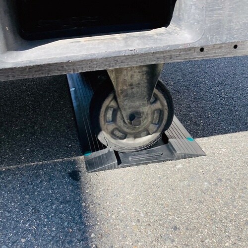 緑十字 キャスターピット 黒 280×1000mm