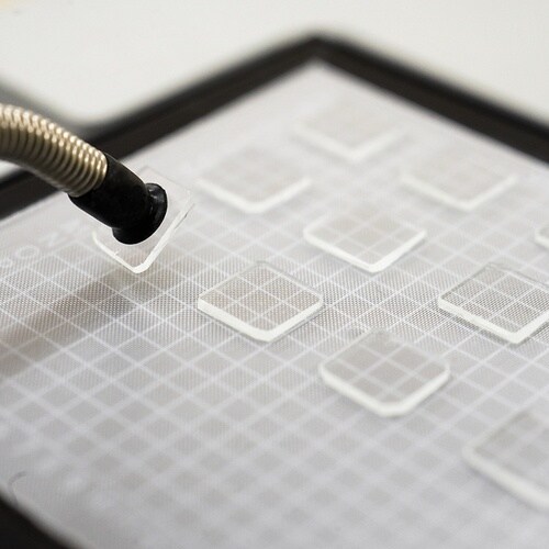 EXSEAL 精密デバイス搬送ケース ゲルベース2