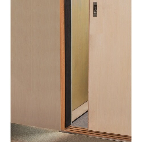 緑十字 スポンジゴム(粘着テープ付) 黒 50×1