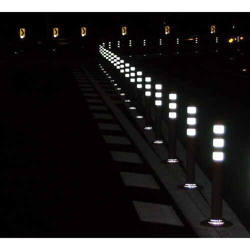 積水 車線分離標 ポールコーンNF 三本脚 PC−