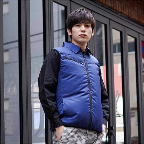 岡潮 冷感保冷剤付き、空調ベスト+バッテリー付20