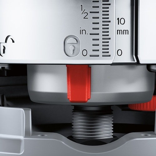 ボッシュ コードレストリマー