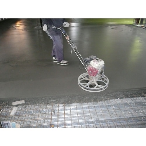 トモサダ エッジャートロウェル