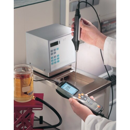 TESTO プロフェッショナルクラス温度計 USB