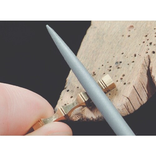 Vallorbe ニードルヤスリ 三角 140mm