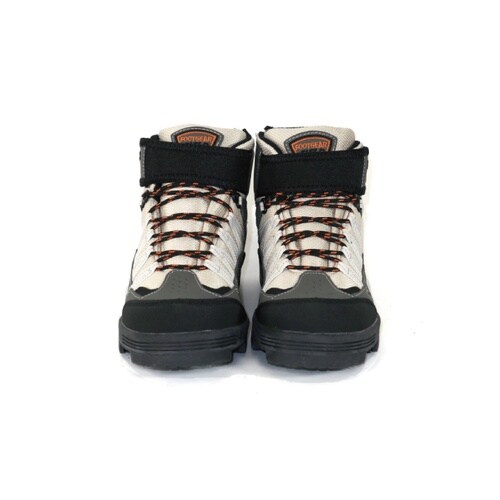 スパイクシューズハイカットモデル