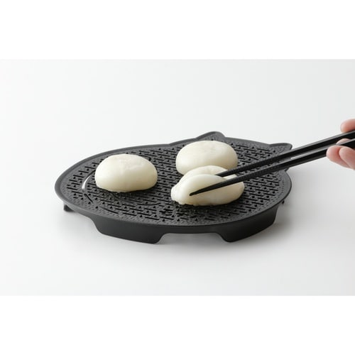 ねこのもちあみ