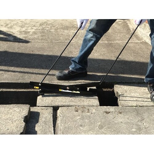 側溝ふた上げツール どぶた郎