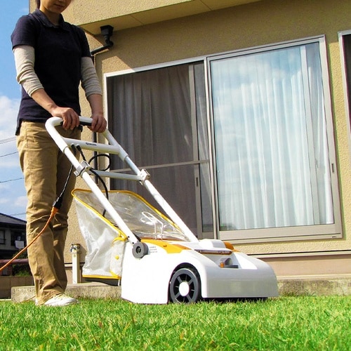 京セラI LM−2810 芝刈機