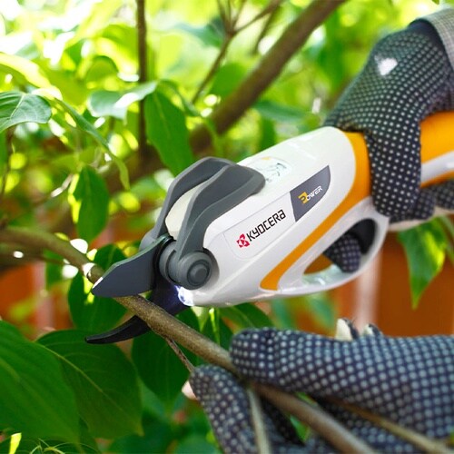 充電式剪定ばさみ