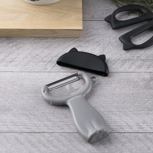 ピーラー Nyammy ぼうし型カバー付き