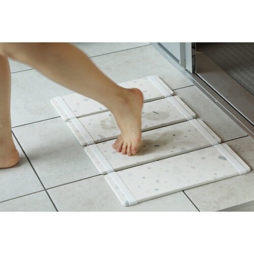 &NE バスマット 珪藻土 terrazzo