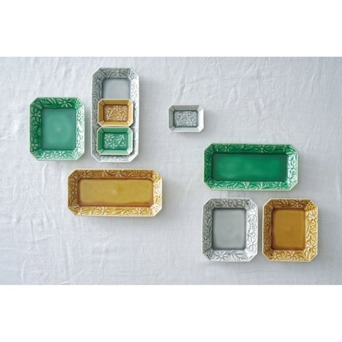 プレート 9cm 角小皿 マーガリート 陶器 灰