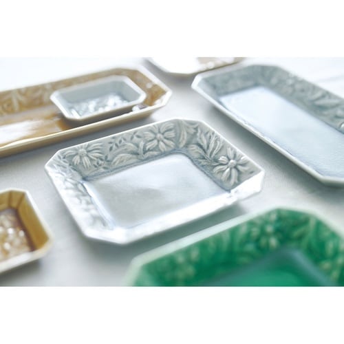 プレート 9cm 角小皿 マーガリート 陶器 灰