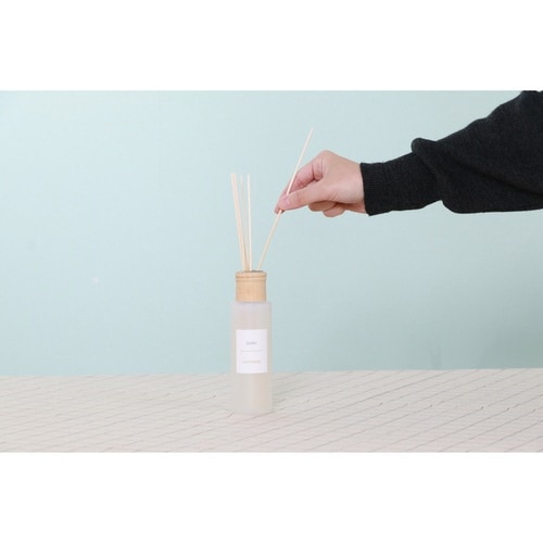 リードディフューザー エスプリ ハピネス