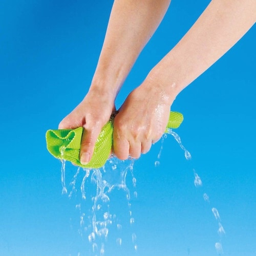 吸水クロス 驚きの吸水力 掃除用品