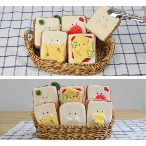 キーホルダー もちっと食ぱんさん バター